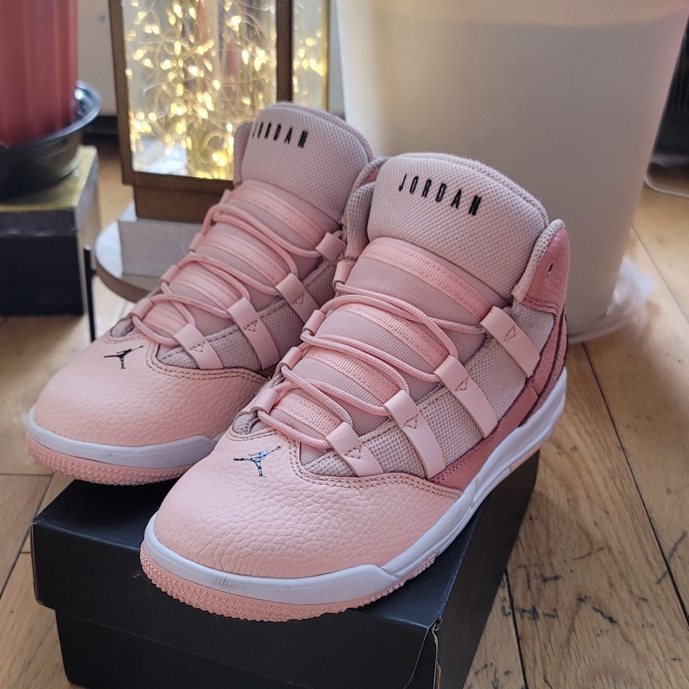 Air Jordan Retro Big Kid Size 3 NO BOX